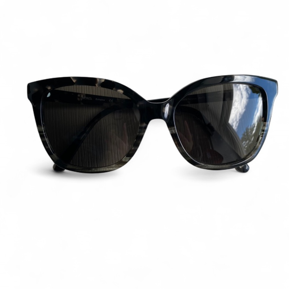 XOXO Black Wayfarer Polarized Tortoise Shell Sunglasses